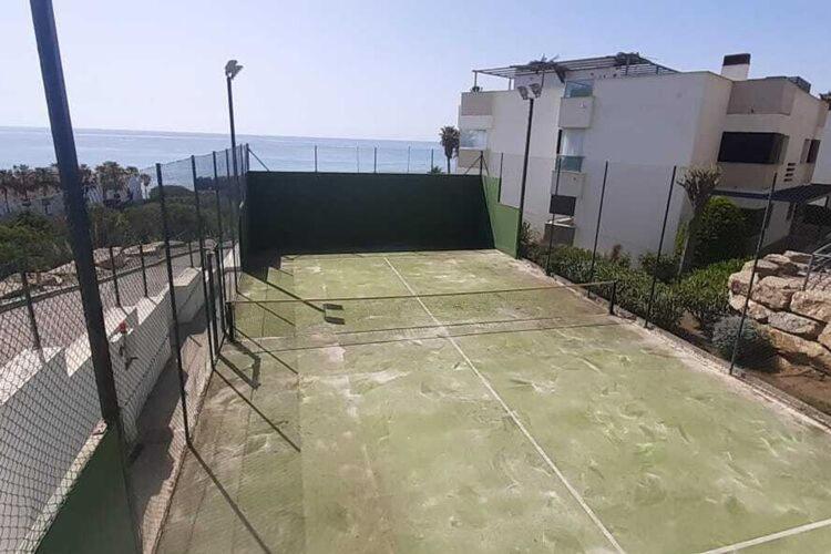 Belvilla By Oyo Camarate Golf Estepona Bagian luar foto